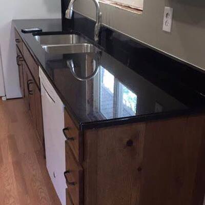 New Granite & Cabinet